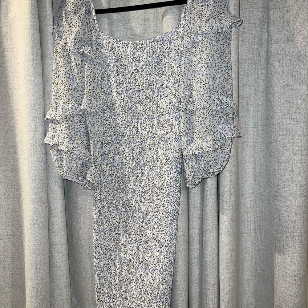 Floral Ruffle Sleeve Dress